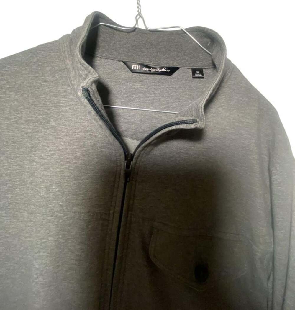 TravisMathew Men's Gray Half-Zip Pullover Sweatshirt with Chest Pocket Size XL